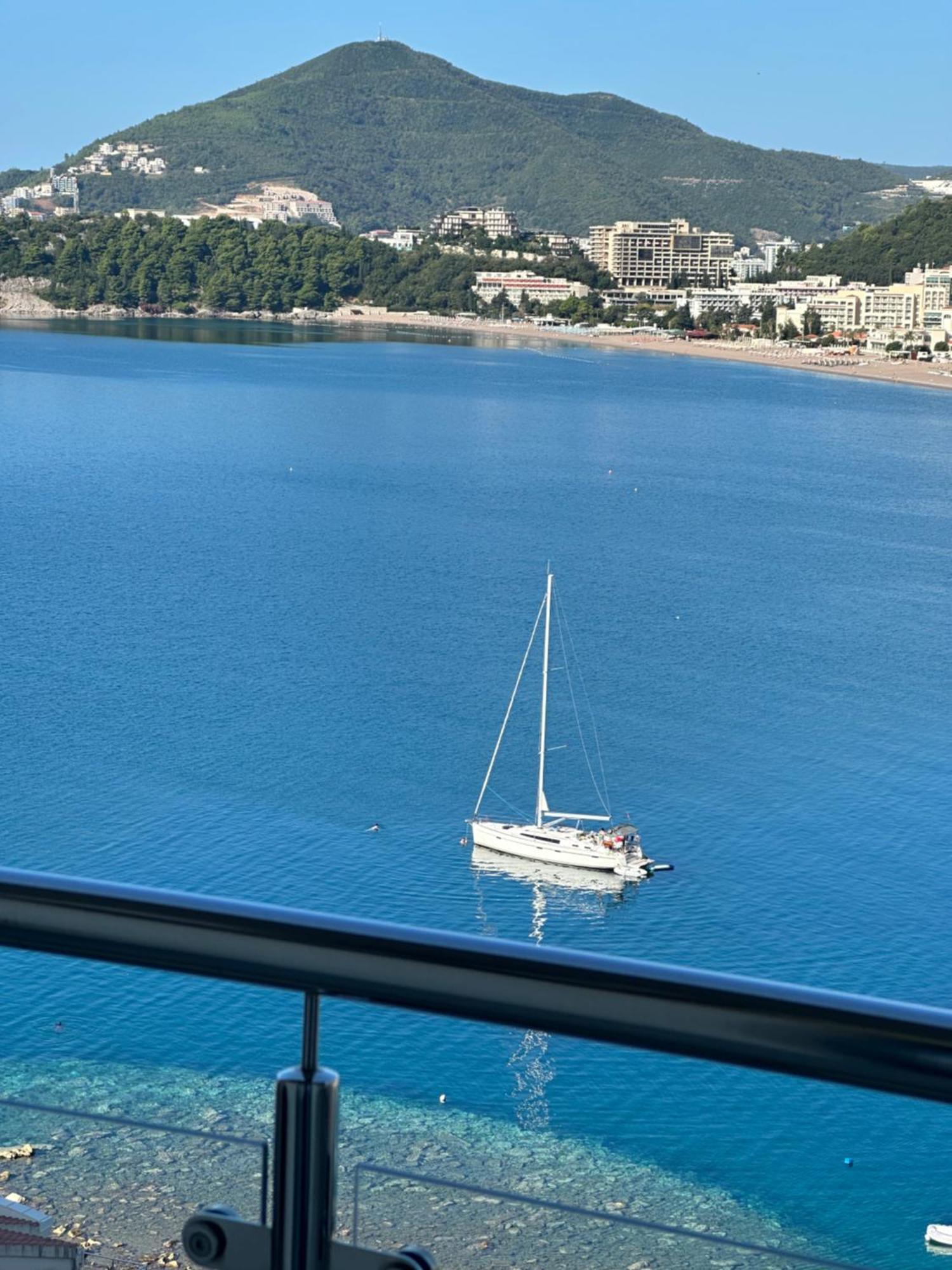 Luxury Apartments Trend Μπούντβα Εξωτερικό φωτογραφία