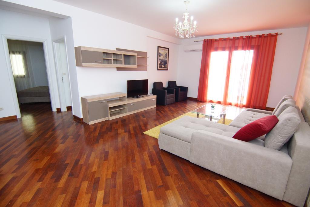 Luxury Apartments Trend Μπούντβα Εξωτερικό φωτογραφία