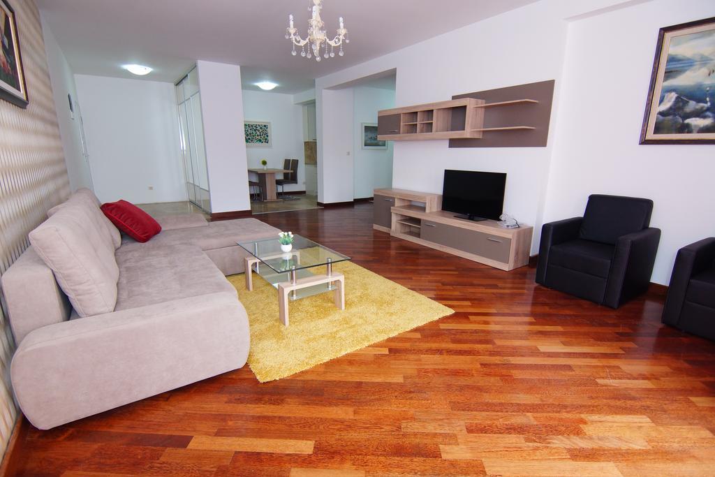 Luxury Apartments Trend Μπούντβα Εξωτερικό φωτογραφία