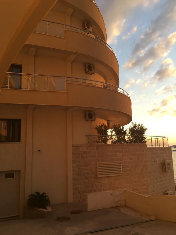 Luxury Apartments Trend Μπούντβα Εξωτερικό φωτογραφία