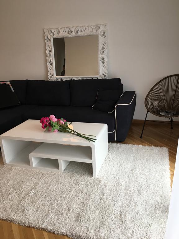 Luxury Apartments Trend Μπούντβα Εξωτερικό φωτογραφία