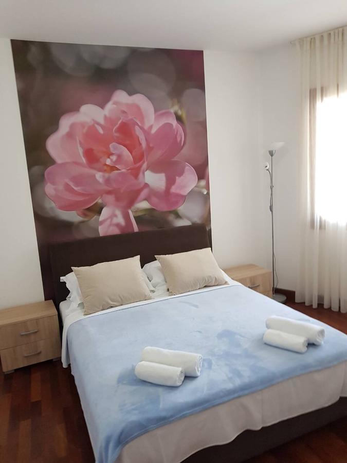 Luxury Apartments Trend Μπούντβα Εξωτερικό φωτογραφία